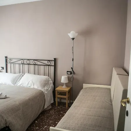 Гостевой дом Vernazza2010 3*