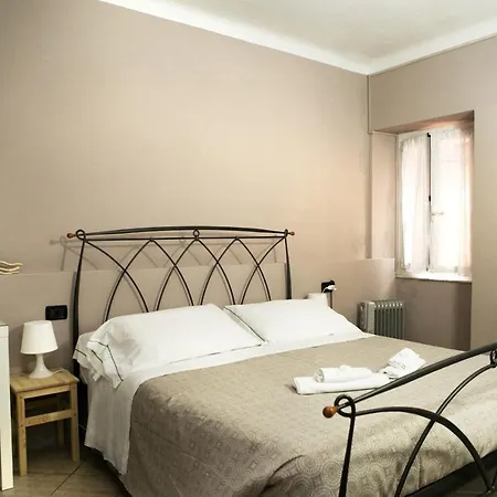 Гостевой дом Vernazza2010 3*